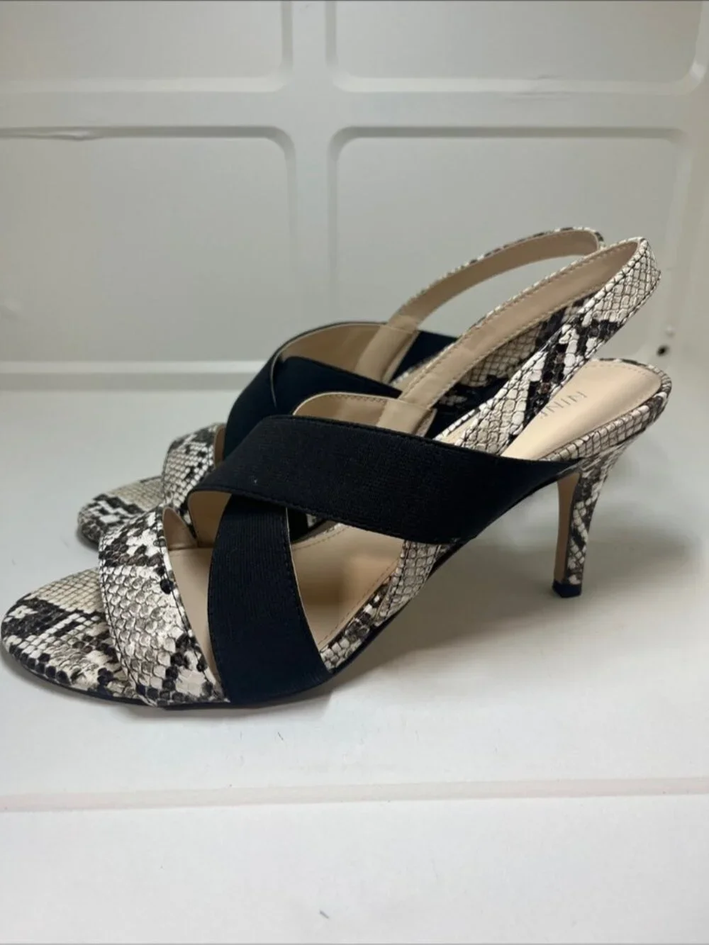 Nine West Black & Snake-Print Crossband Slingback Heels size 7.5  heel 3.5